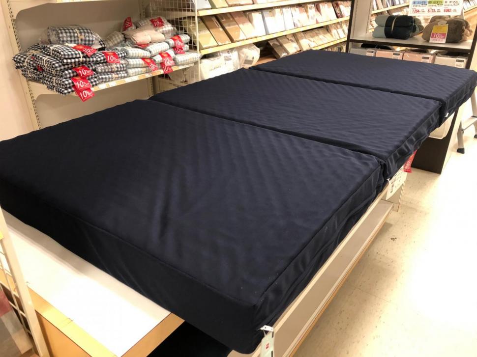 ナフコTWO-ONE STYLE シングル　点で支えるマットレス 5ネイビー