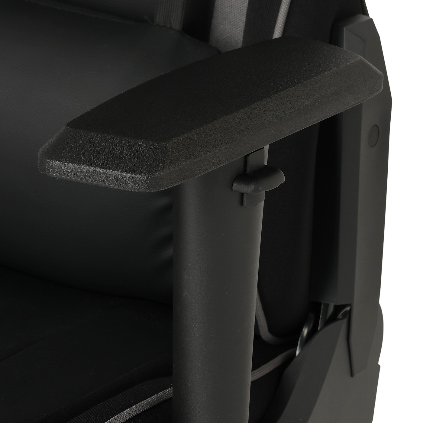 プロテクトレザーチェア　Eタフコート　EV